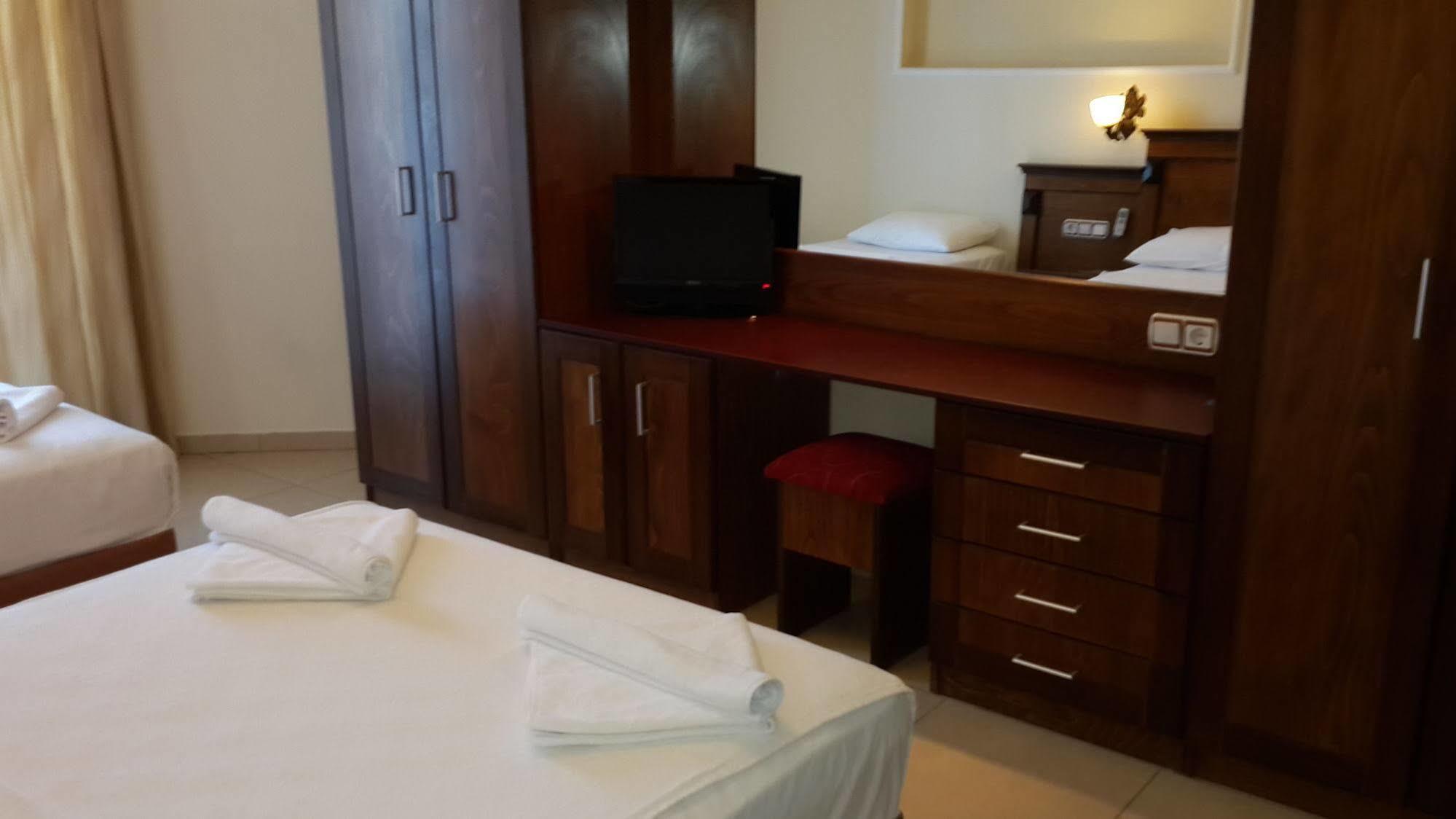 Adaburnu Golmar Hotel Emecik Exterior photo